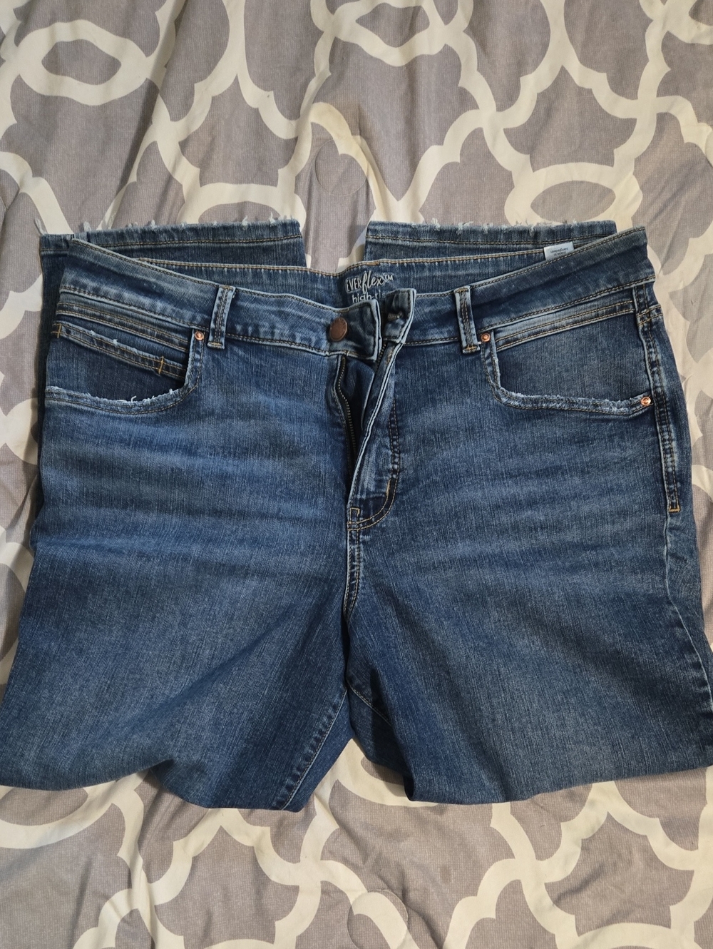 VERVET BY FLYING MONKEY Dark Blue Cropped Jeans